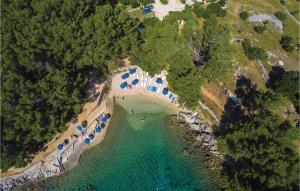 Fotografia z galérie ubytovania Beautiful Home In Veli Losinj With 4 Bedrooms And Wifi vo Veli Lošinj