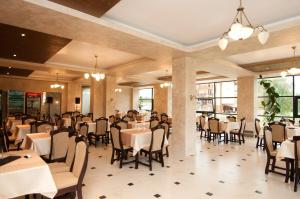 Un restaurant sau alt loc unde se poate mânca la Hotel Hyperion