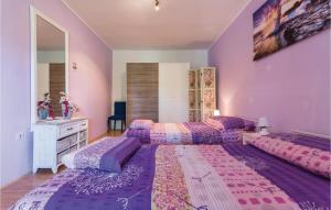 Posteľ alebo postele v izbe v ubytovaní Holiday Home Manjadvorci 08