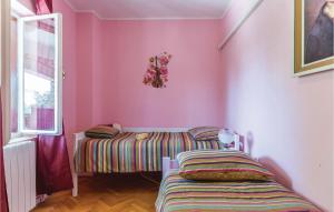 Posteľ alebo postele v izbe v ubytovaní Holiday Home Manjadvorci 08