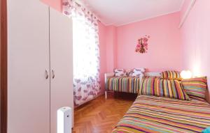 Posteľ alebo postele v izbe v ubytovaní Holiday Home Manjadvorci 08