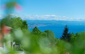 Fotografia z galérie ubytovania 3 Bedroom Cozy Home In Opatija v destinácii Opatija