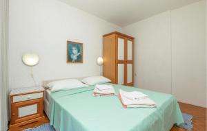 Zdjęcie z galerii obiektu Apartment Ivanje Gomile Bb Croatia w mieście Stari Grad