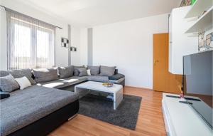 Posedenie v ubytovaní Pet Friendly Home In Pridraga With Wifi