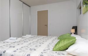 Posteľ alebo postele v izbe v ubytovaní Nice Home In Blato With House Sea View