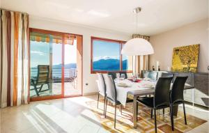 Posezení v ubytování Gorgeous Home In Rijeka With Kitchen