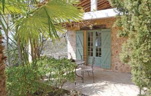 Κήπος έξω από το Gorgeous Home In Montauroux, Var