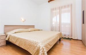 Zdjęcie z galerii obiektu 1 Bedroom Stunning Apartment In Kornic w mieście Kornić