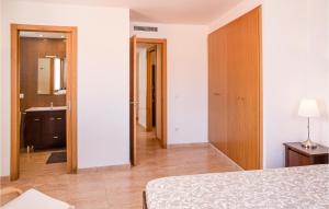 Postel nebo postele na pokoji v ubytování Nice Apartment In Tossa De Mar, Girona