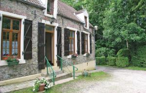 Κήπος έξω από το Holiday Home Wimille Sentier Du Denacre