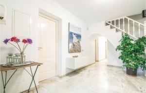 Fotografia z galérie ubytovania Gorgeous Home In Benalmádena With Wifi v destinácii Benalmádena