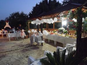 Restaurace v ubytování B&B Villa Lena + 37 fotografií