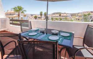 Balkón alebo terasa v ubytovaní Cozy Apartment In Laguna De Mijas