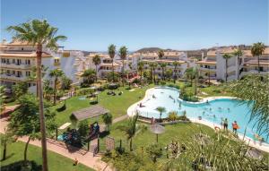 Bazén v ubytovaní Cozy Apartment In Laguna De Mijas alebo v jeho blízkosti