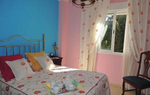 Vuode tai vuoteita majoituspaikassa 3 Bedroom Nice Apartment In Jerez De La Frontera