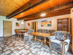 Posezení v ubytování Spacious apartment with private terrace