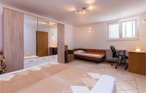 صورة لـ 1 Bedroom Gorgeous Apartment In Selce في سيلتسي