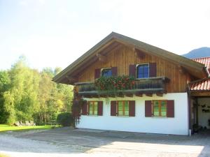 Gallery image of Alluring Apartment in Bad Kohlgrub with Private Garden in Bad Kohlgrub