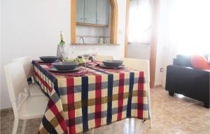 Posezení v ubytování Beautiful Apartment In Torrevieja