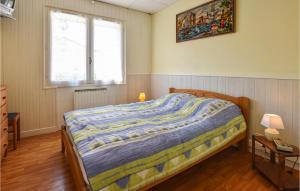Ένα ή περισσότερα κρεβάτια σε δωμάτιο στο Nice Apartment In La Tranche Sur Mer