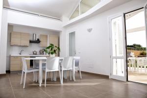 Galeriebild der Unterkunft Case Vacanza Viola di Mare in Custonaci + 14 Fotos