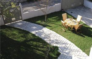 Gallery image of Cozy Home In Kamares Aigio Pel in Kamárai