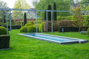 Piscina a H-House Architectural Residence o a prop