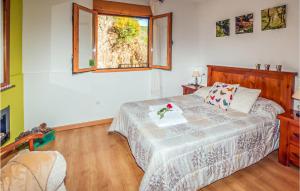 Posteľ alebo postele v izbe v ubytovaní Gorgeous Apartment In La Omañuela