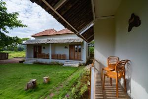 Gallery image of the woodland retreat in Dapoli