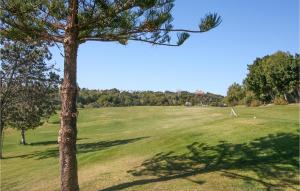 Zaplecze golfowe tego domu wakacyjnego lub w pobliżu