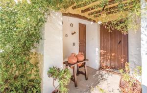 Κήπος έξω από το 6 Bedroom Lovely Home In Iznájar