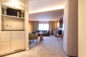 Kuchyň nebo kuchyňský kout v ubytování Novotel Paris Orly Rungis Aéroport