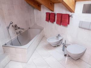 Koupelna v ubytování Ferienhaus in Loßburg in der Nähe des Skigebietes