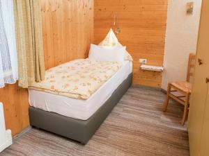 Postel nebo postele na pokoji v ubytování Ferienhaus in Loßburg in der Nähe des Skigebietes