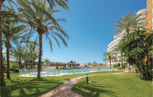 Bazén v ubytování Sunny Apartment In Marbella nebo v jeho okolí