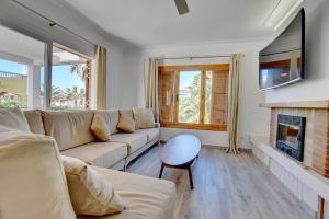 Zdjęcie z galerii obiektu Villa Maravillas 2 by Slow Villas w El Arenal