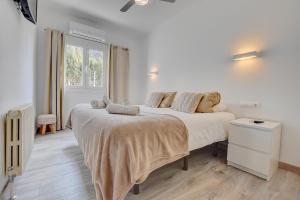 Zdjęcie z galerii obiektu Villa Maravillas 2 by Slow Villas w El Arenal