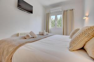 Zdjęcie z galerii obiektu Villa Maravillas 2 by Slow Villas w El Arenal