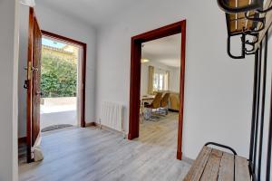 Zdjęcie z galerii obiektu Villa Maravillas 2 by Slow Villas w El Arenal