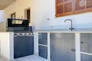 Kuchyň nebo kuchyňský kout v ubytování Villa Roca Verde by Slow Villas + 37 fotografií