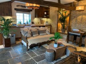 Gallery image of Dovecote Cotswold Cottages in Chipping Norton