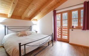 Afbeelding uit fotogalerij van 2 Bedroom Beautiful Home In Terzolas in Terzolas