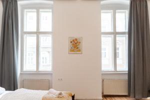 Posteľ alebo postele v izbe v ubytovaní Pleasant 3BR Shared Apartment- Ideal for Longstays