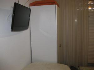 Μια τηλεόραση ή/και κέντρο ψυχαγωγίας στο Philippos & Maria Apartments