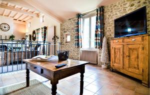 Galeriebild der Unterkunft Stunning Home In St Privat Des Vieux With Kitchen in Saint-Privat-des-Vieux