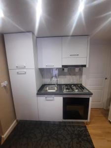 A kitchen or kitchenette at O Vascetiello