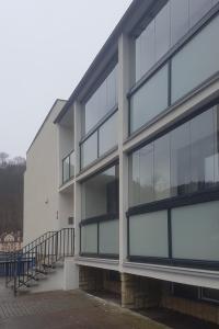 Budova, v ktorej sa apartmán nachádza