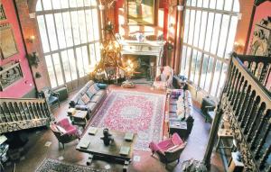 an overhead view of a living room with couches at Awesome Home In Marconne With 6 Bedrooms And Wifi in Marconne