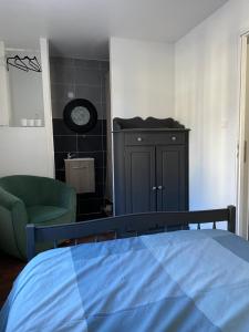 Postel nebo postele na pokoji v ubytování Appartements VIZILLE GRENOBLE - Route Napoleon