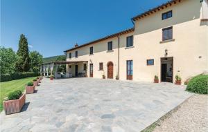 The building in which Az apartmant is located